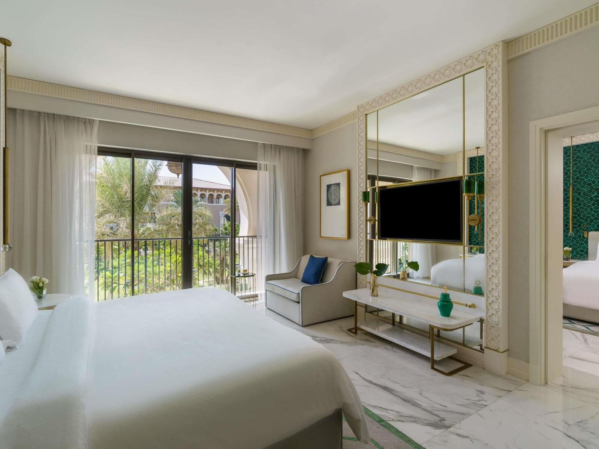 Two-Bedroom Family King Room Garden View