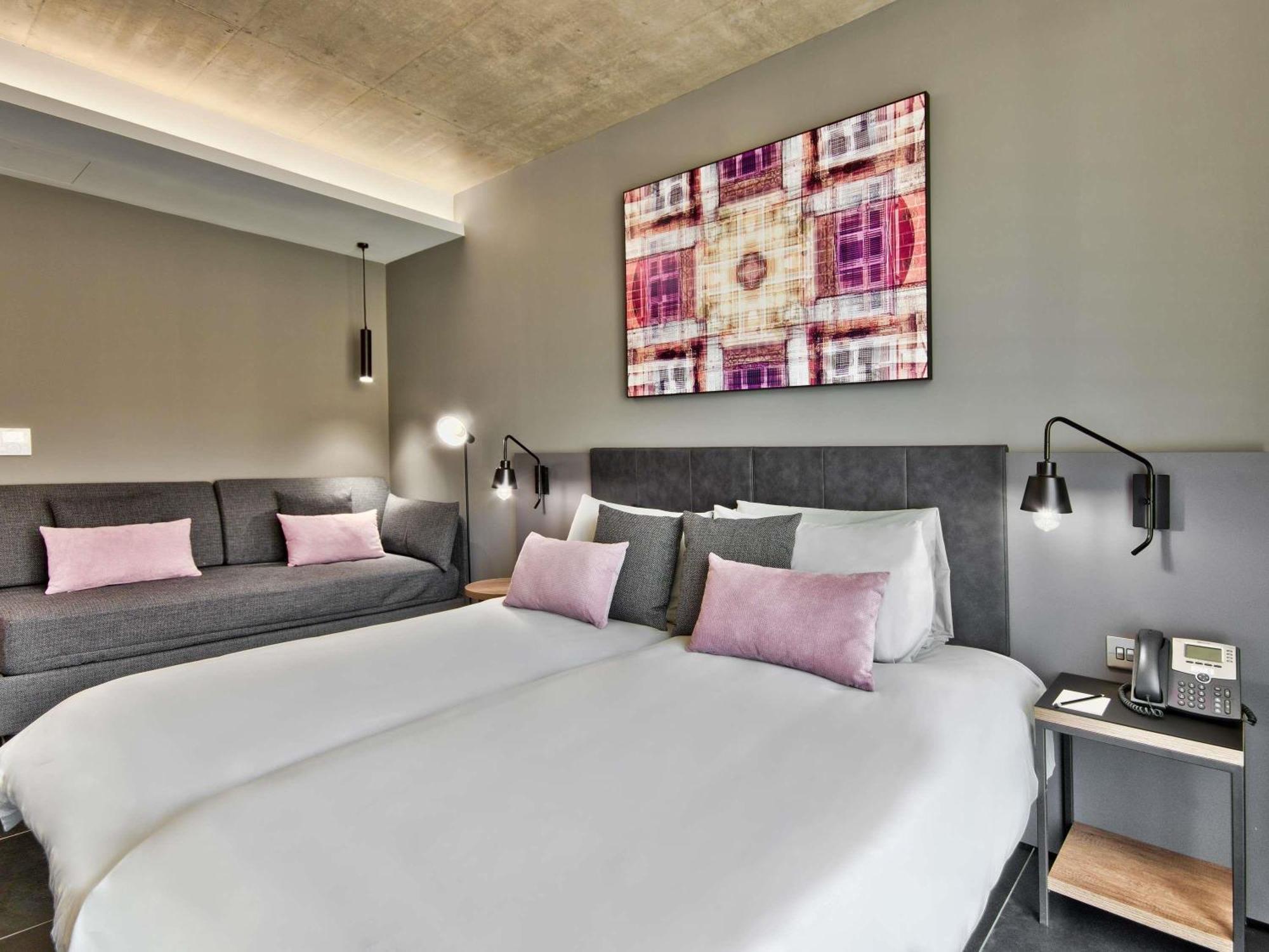 Classic Room Double Bed
