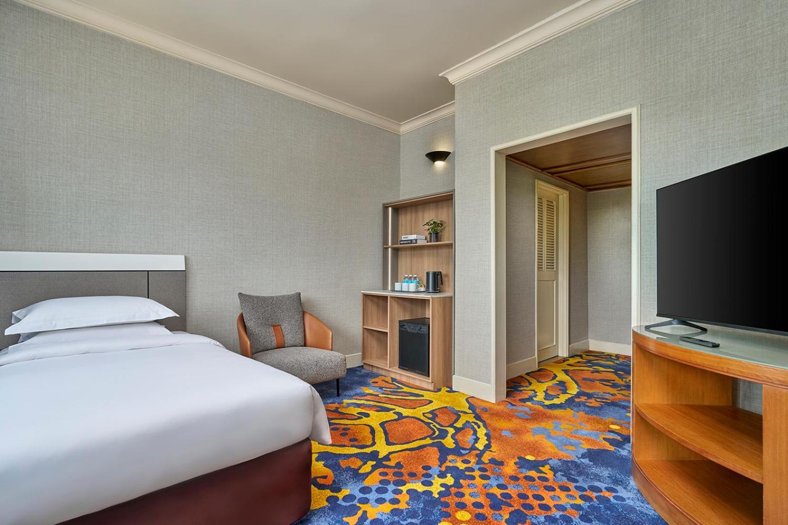 Deluxe Family Suite