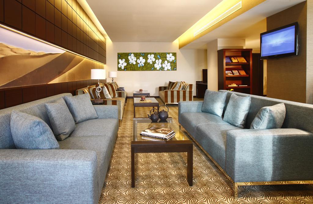 Traders Club Superior Twin Room Lounge Access Including Happy Hours