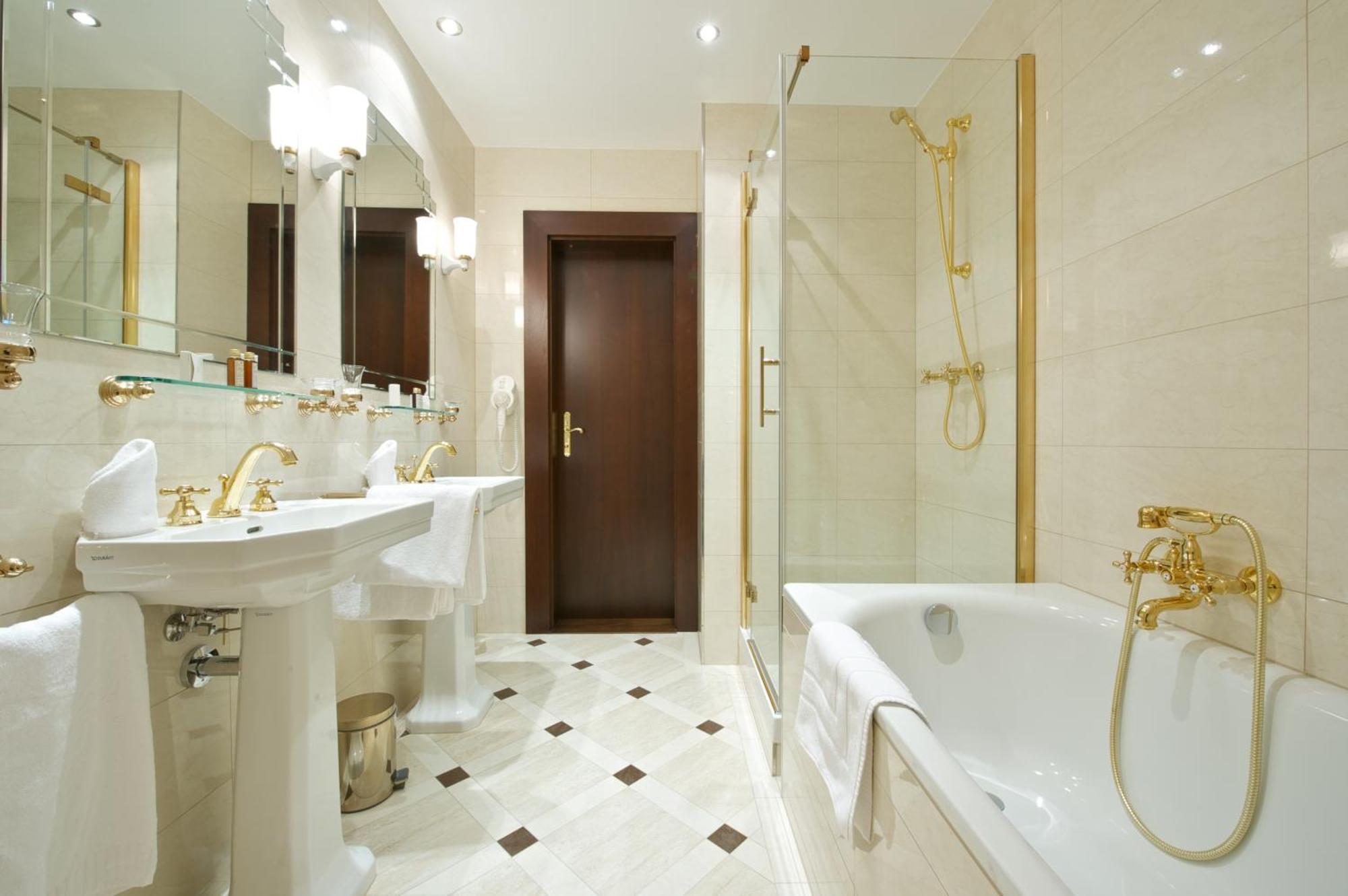 Premier Suite River View