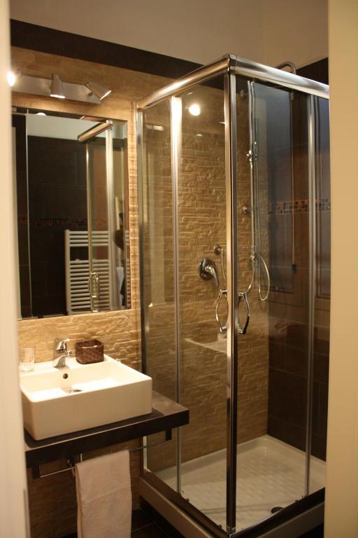 Camera Quadrupla Deluxe