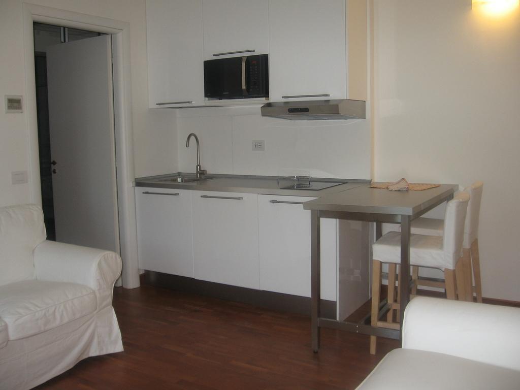Superior One-Bedroom Apartment
