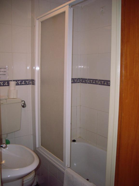 Twin Room Shared Toilet