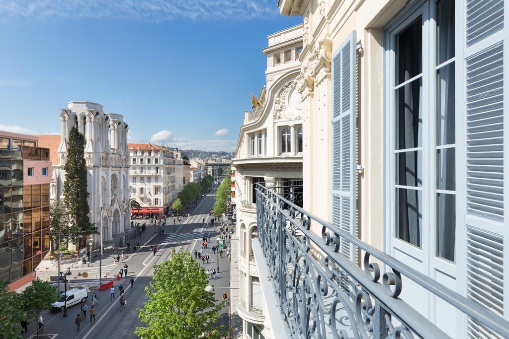 Camera Queen Classic con Balcone