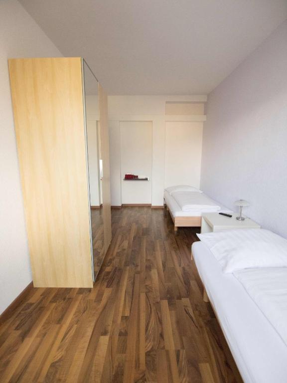Camera Doppia con Letti Singoli con Bagno Privato Esterno