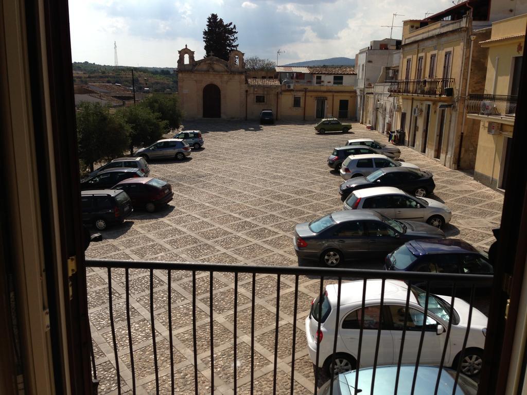 Camera Tripla con Balcone