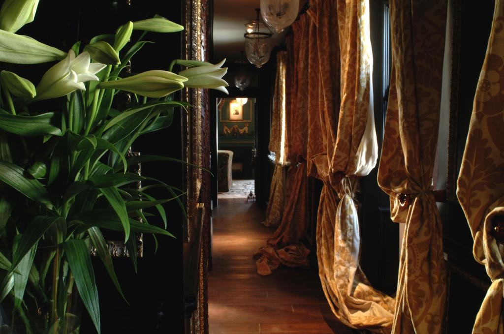 Deluxe Suite Guardroom,1765884471:JPEG