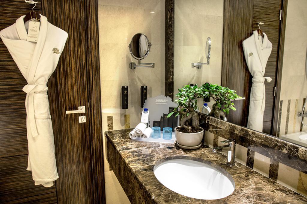 Penthouse Suite