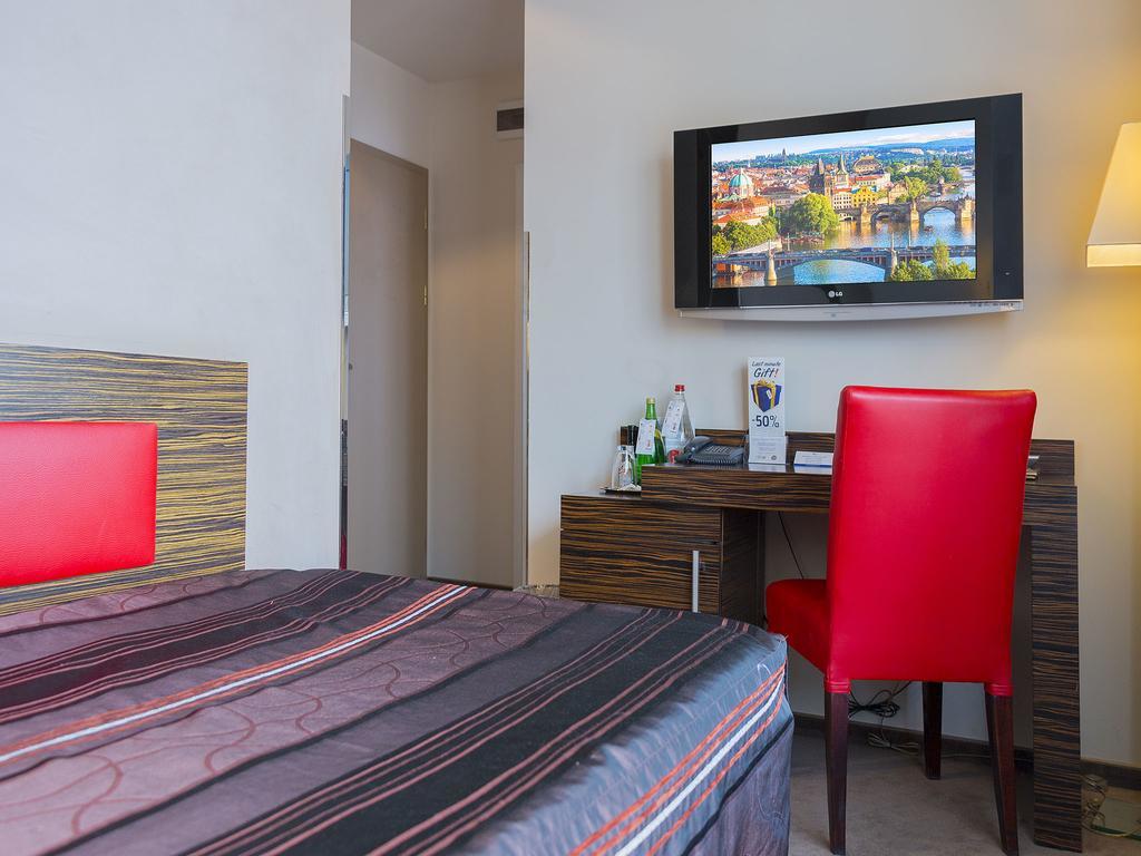 Suite Familiare con 2 Camere da Letto (3 Adulti)