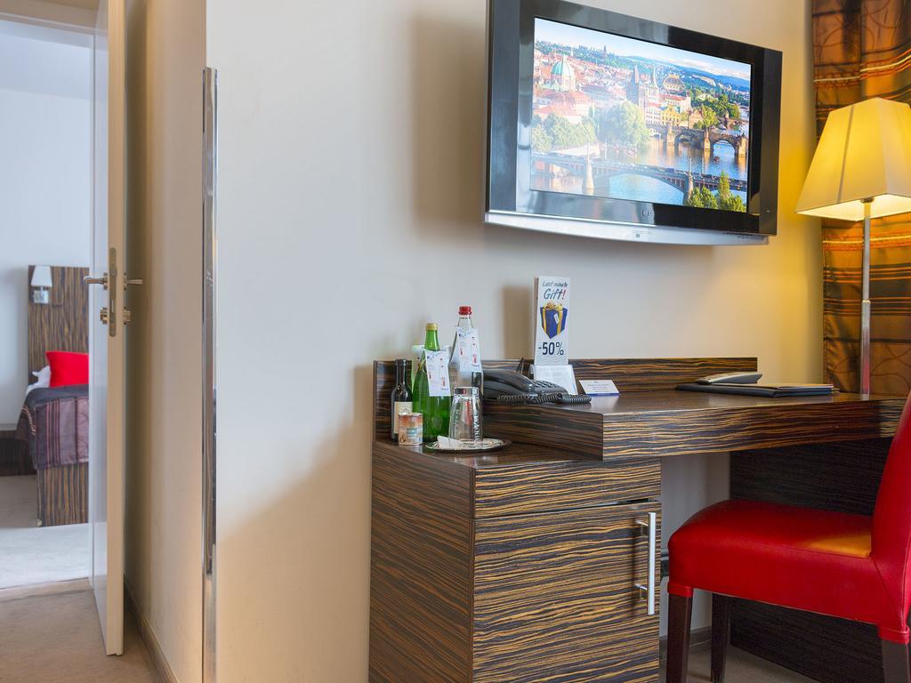 Suite Familiare con 2 Camere da Letto (4 Adulti)