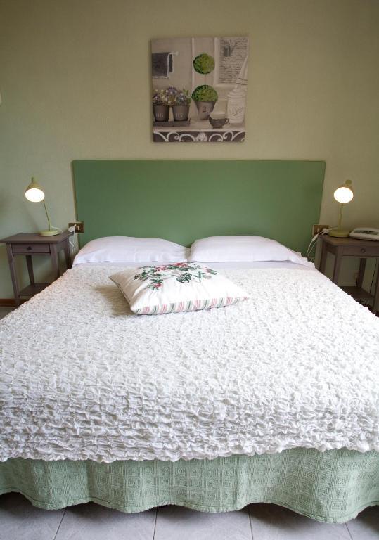 Double or Twin Room,25979744:JPEG