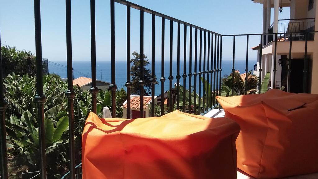 Double or Twin Room Sea View