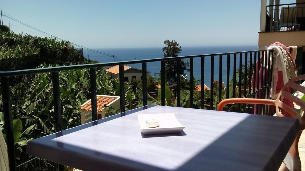 Double or Twin Room Sea View