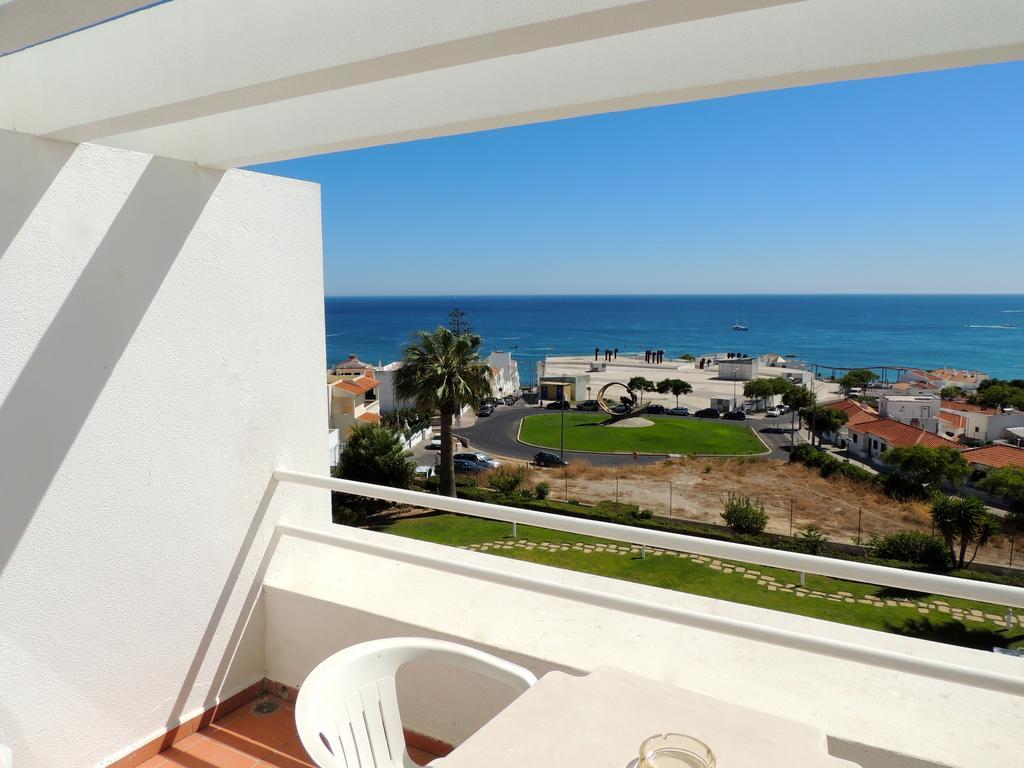 One-Bedroom Apartment Frontal Sea View