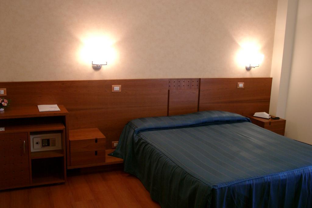 Quadruple Room,272077049:JPEG