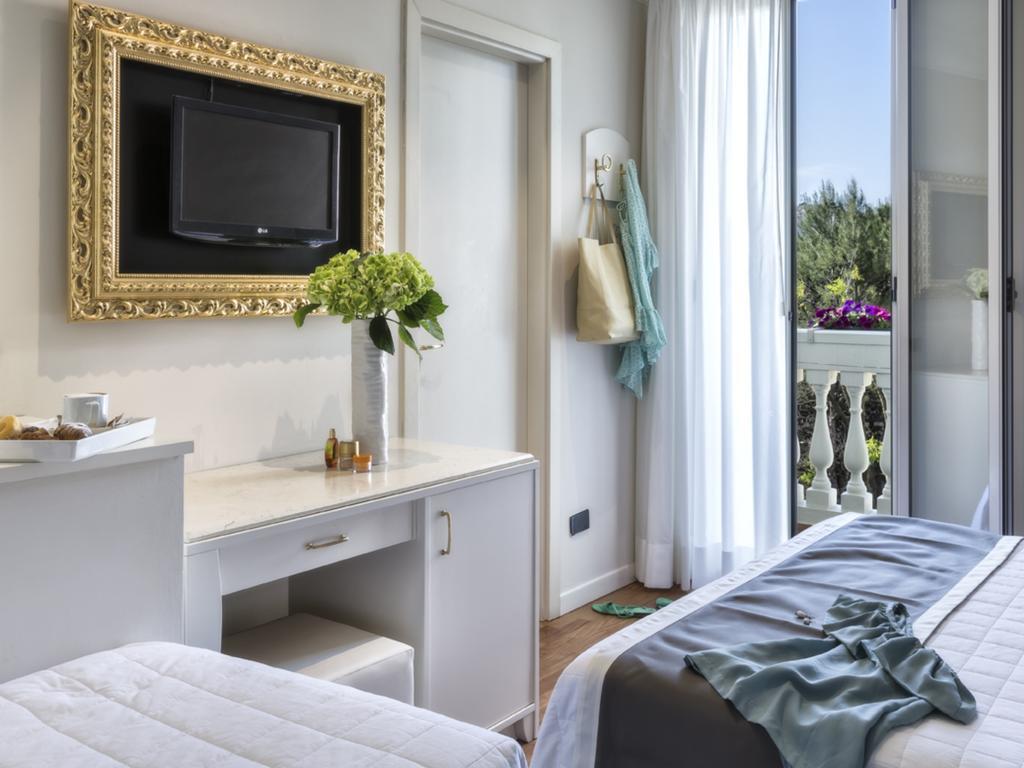 Triple Room Balcony