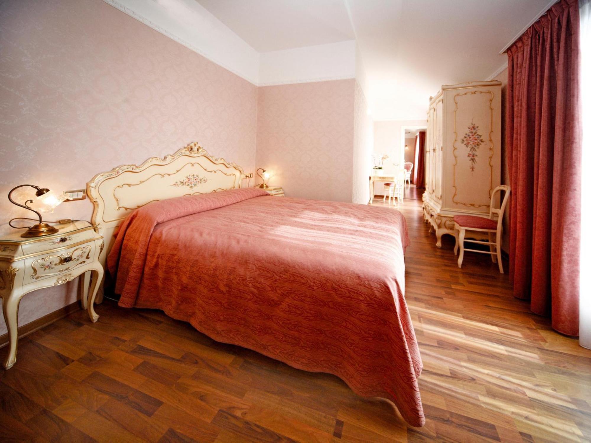 Camera  Doppia Royal