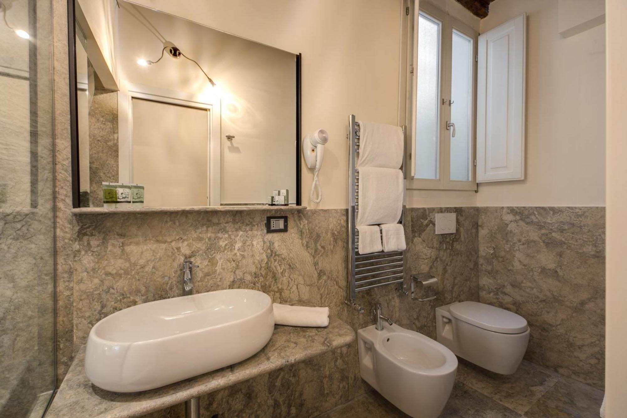 Large Double Room
