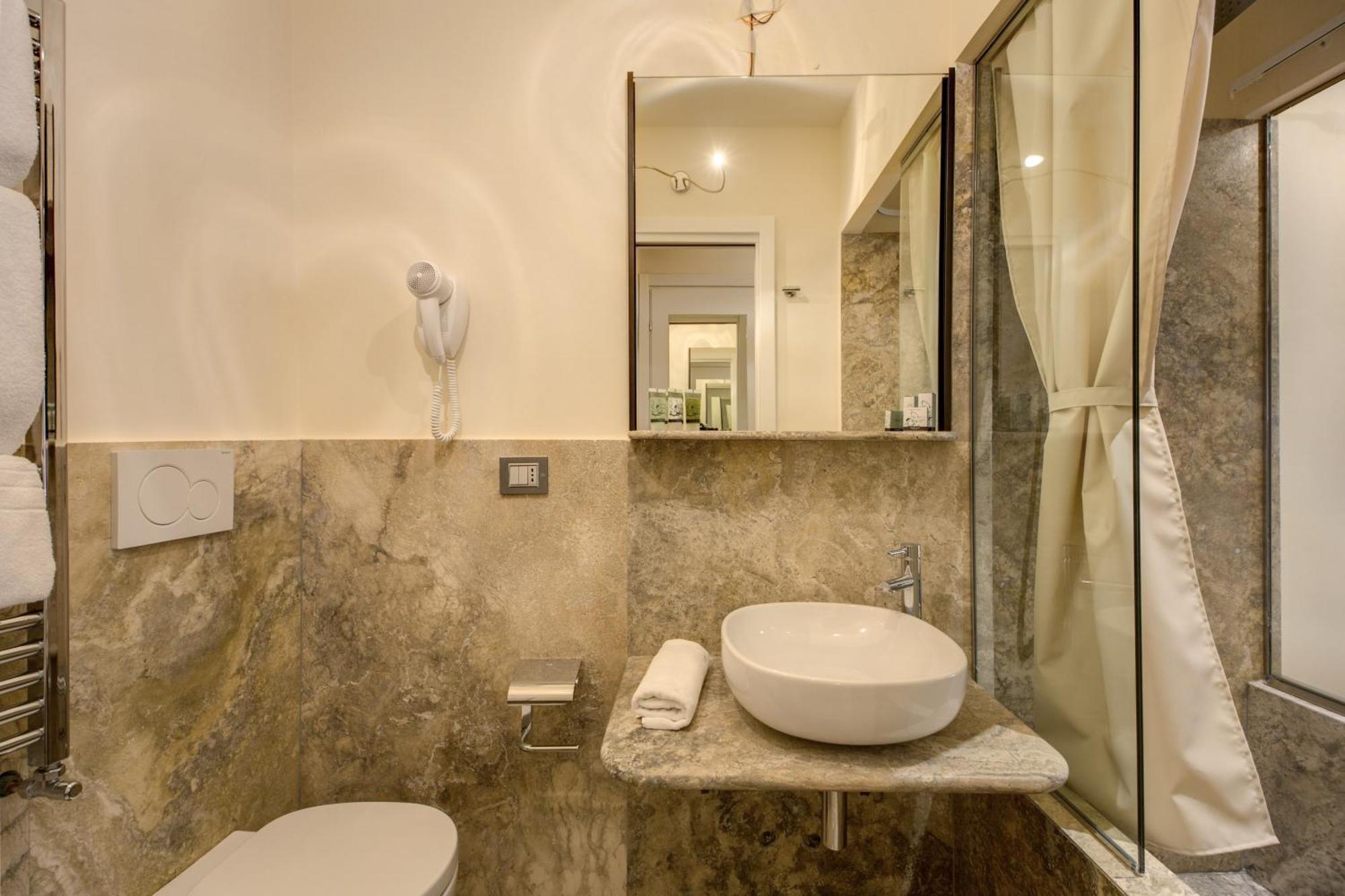 Large Double Room
