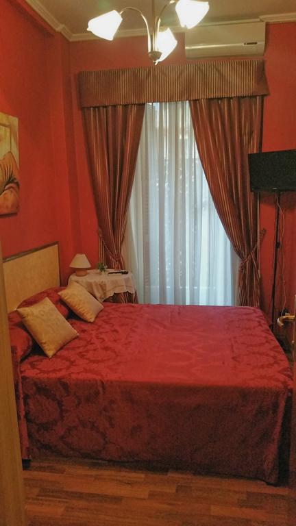 Camera Matrimoniale/Doppia con Letti Singoli