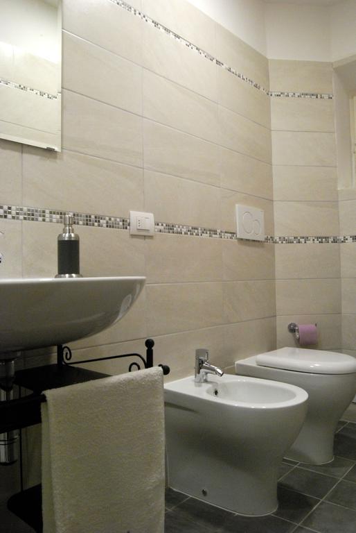 Camera Matrimoniale con Bagno Privato