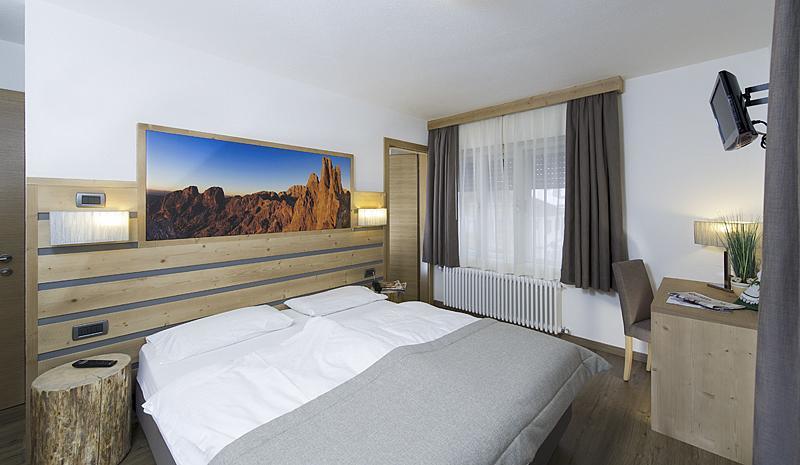 Deluxe Double Room,363916003:JPEG