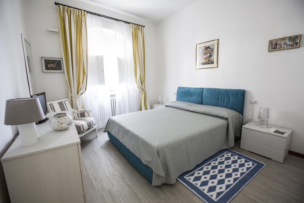 Appartamento con Vista Mare e Piscina Privata