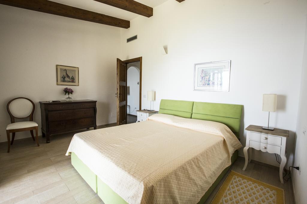 Cottage con Vista Mare e Torre e Vasca Idromassaggio