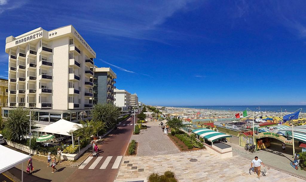 Double or Twin Room Sea View