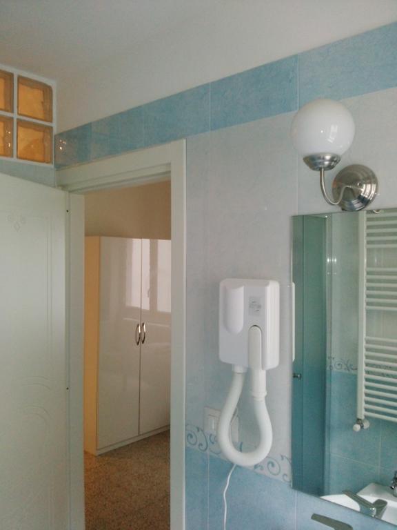 Camera Matrimoniale con Bagno Privato