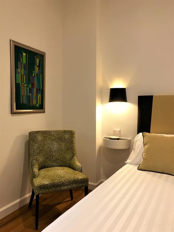 Deluxe Double or Twin Room,379979764:JPEG