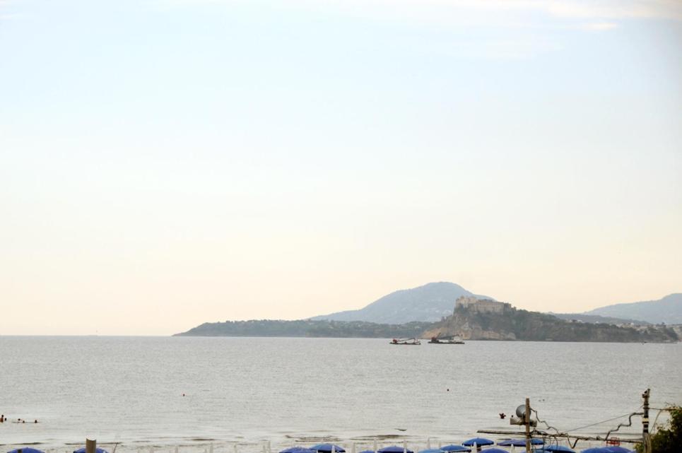 Camera Matrimoniale con Vista Mare