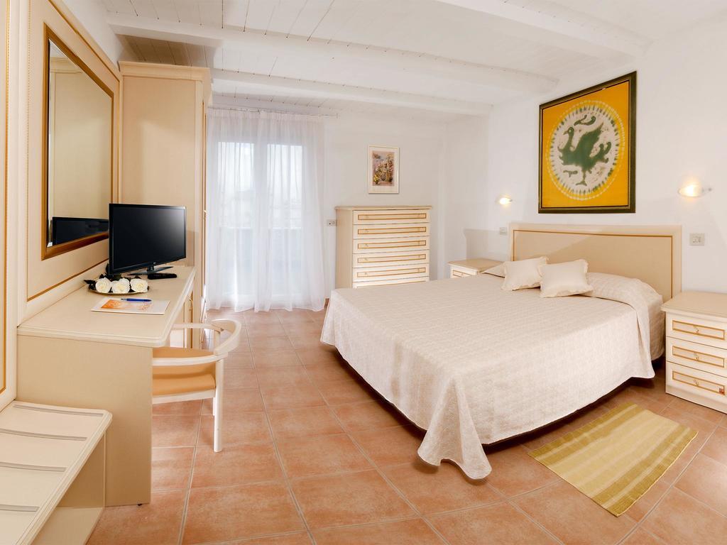 Camera Familiare con Vista Mare