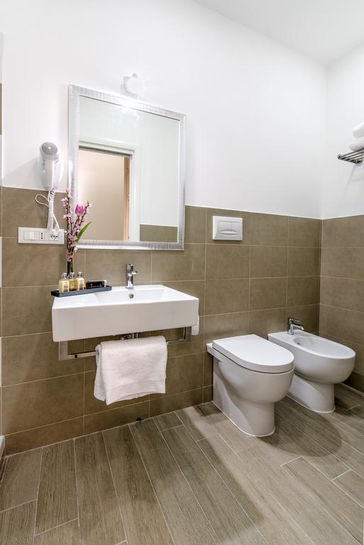 Two Connecting Double Rooms 2