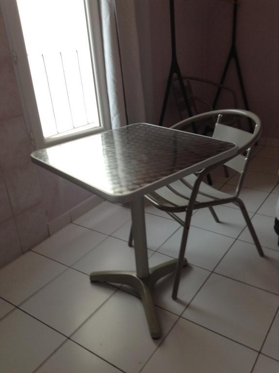 Camera Singola con Bagno in Comune