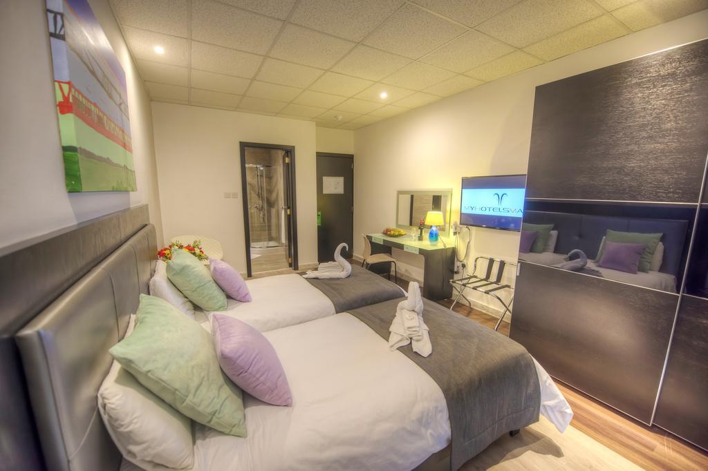 Economy Double or Twin Room