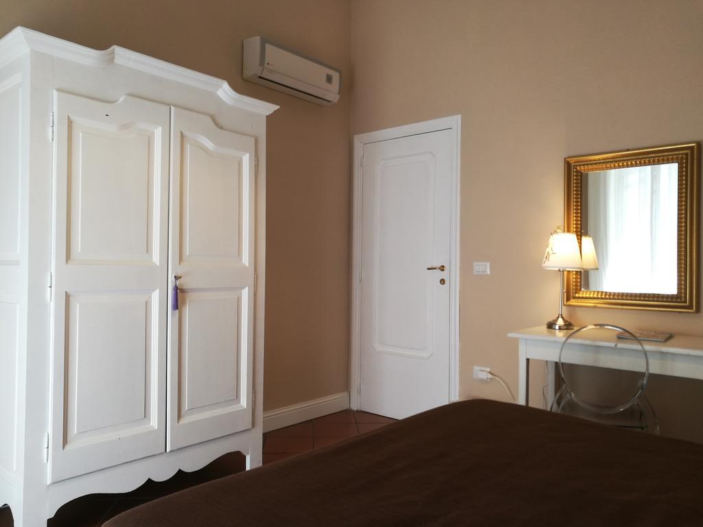 Camera Tripla con Bagno Privato Esterno