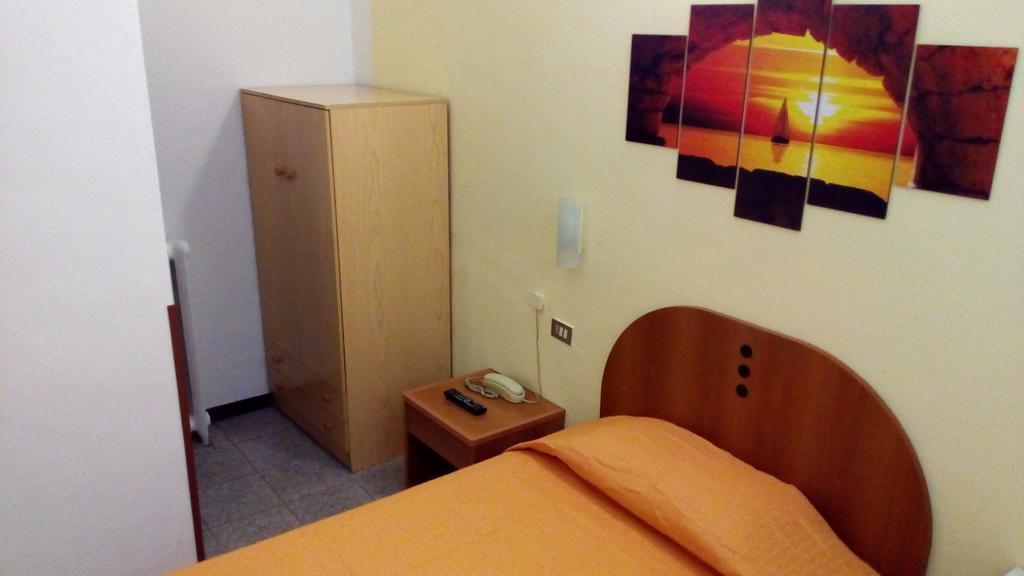 Camera Singola Standard con Bagno in Comune