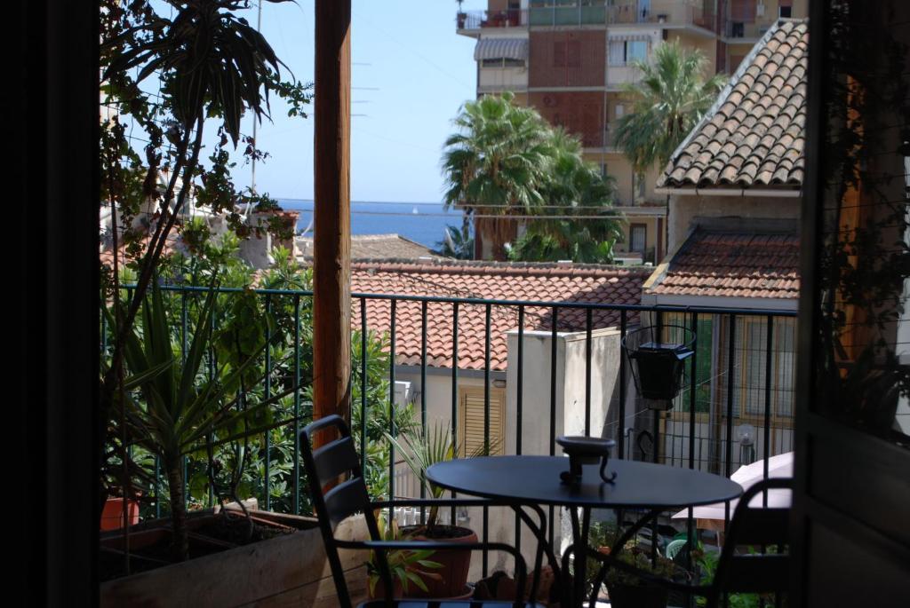 Camera Tripla Standard con Vista Mare