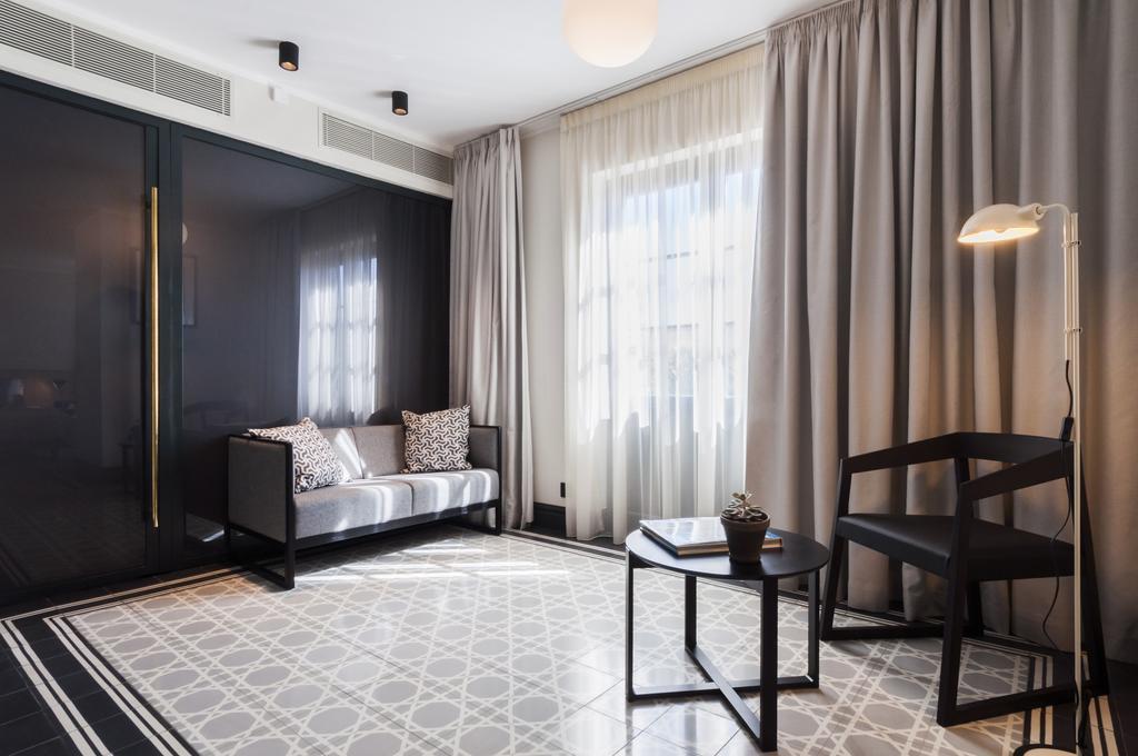 Executive Suite Terrace