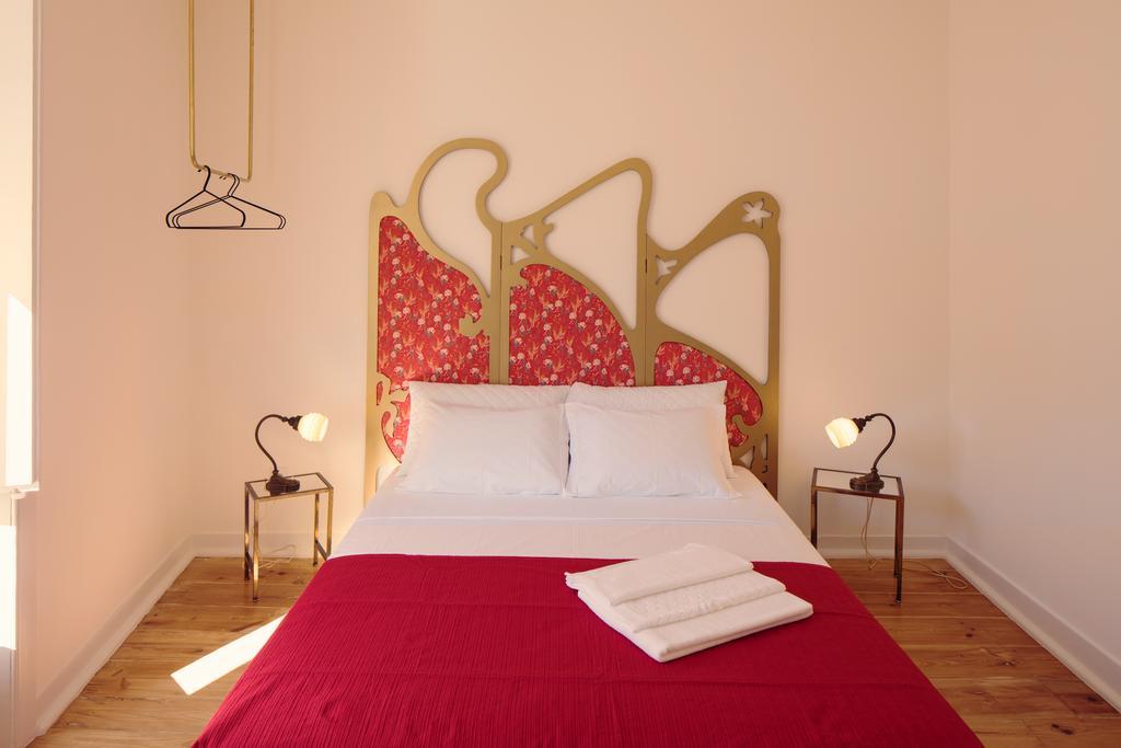Queen Room Private Bathroom