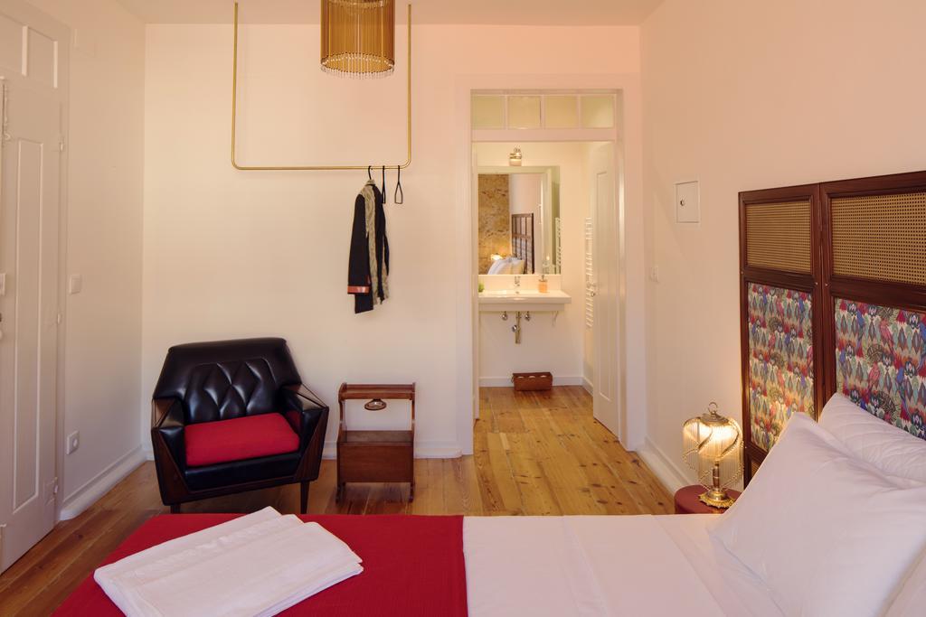 Deluxe Queen Room Private Bathroom
