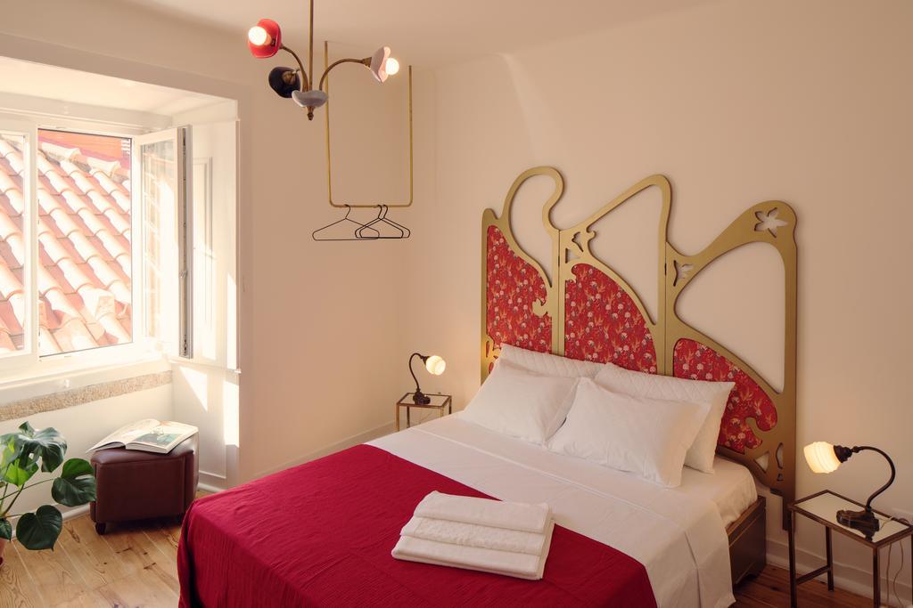 Queen Room Private Bathroom