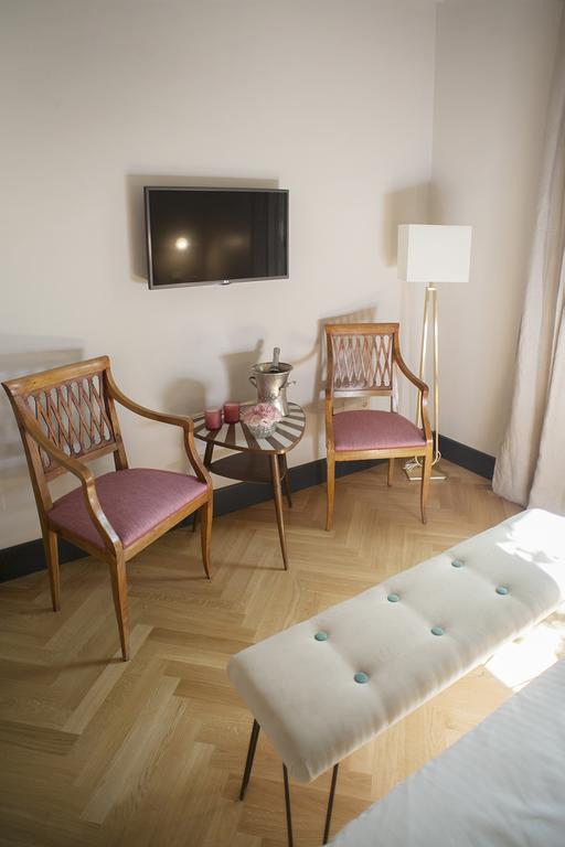 Superior Double Room,823136954:JPEG