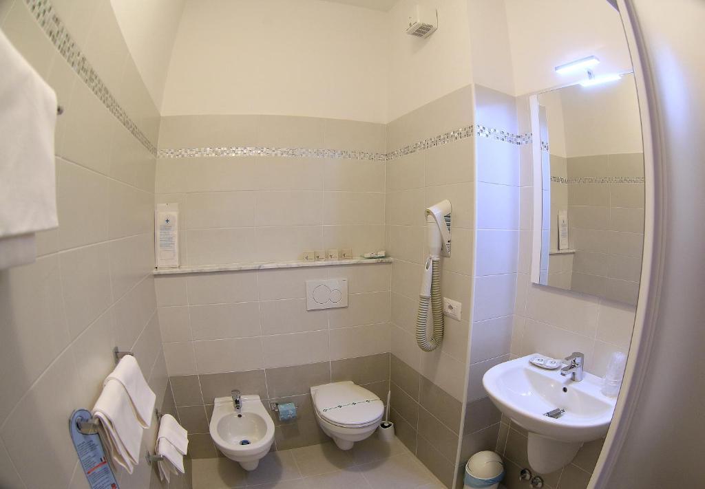 Triple Room with Balcony,687352896:JPEG