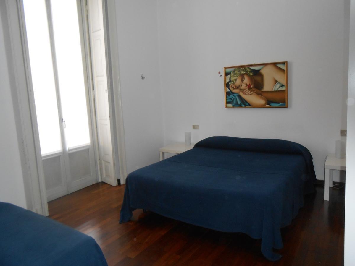 Camera Tripla Basic con Bagno in Comune