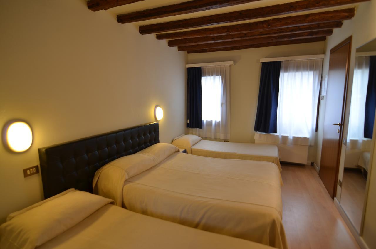 Camera Quadrupla con Bagno Privato