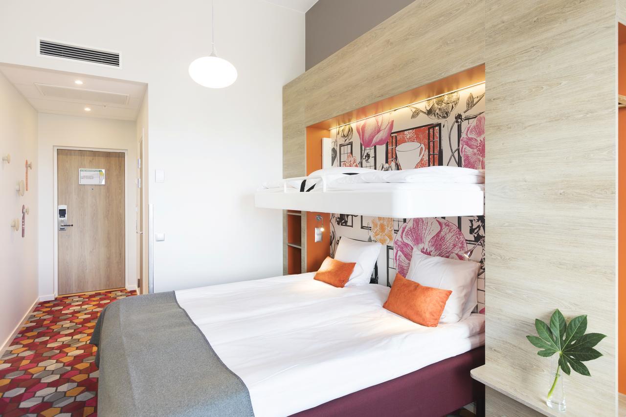 Stylish Triple Room