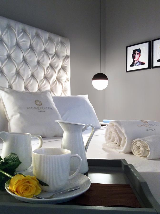 Deluxe Suite Heated Spa Bath